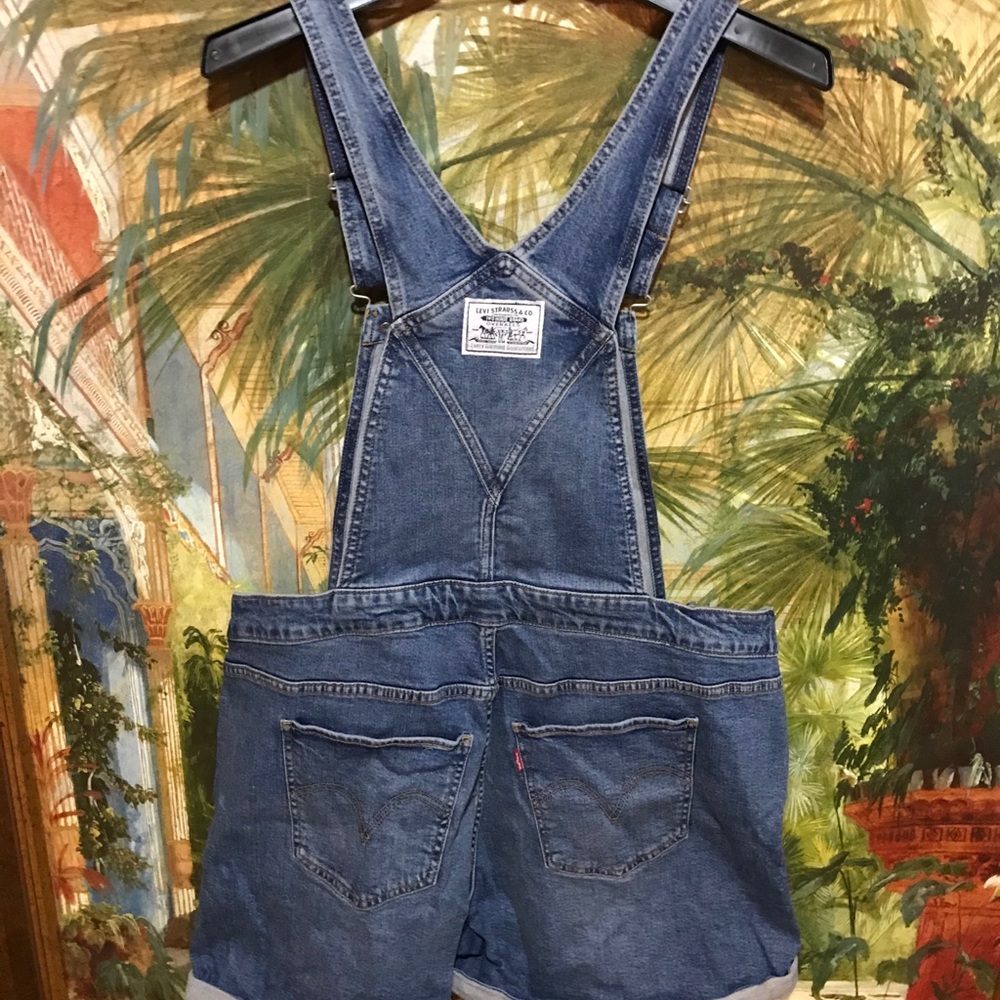 Levi’s Premium Plus Shortalls Free Ride NWT NO OFFERS ACCEPTED - Picture 2 of 12